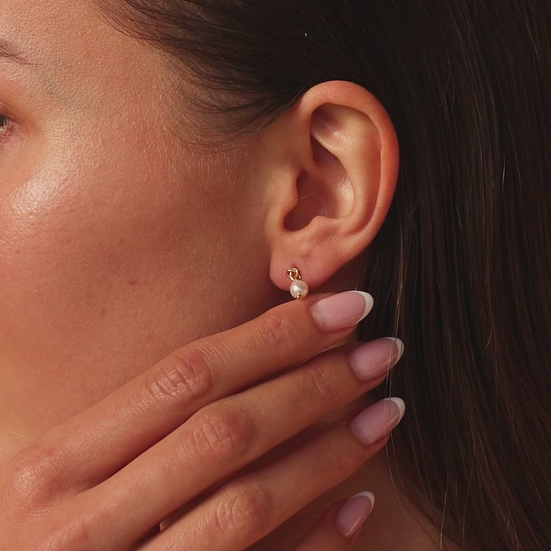 Dainty knot pearl earrings