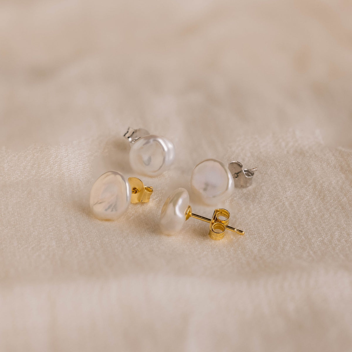 Freshwater pearl studs