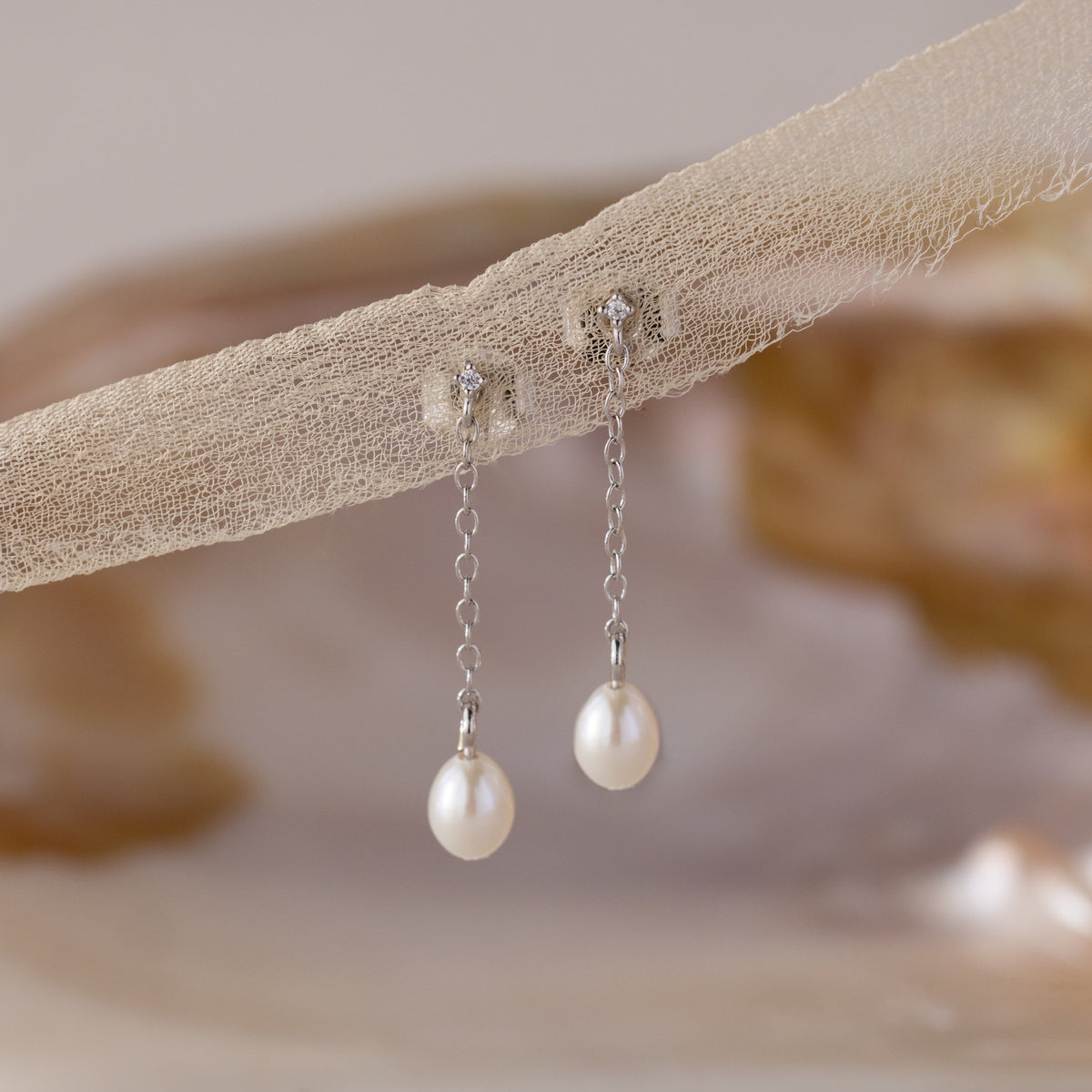 Isha pearl drop earrings