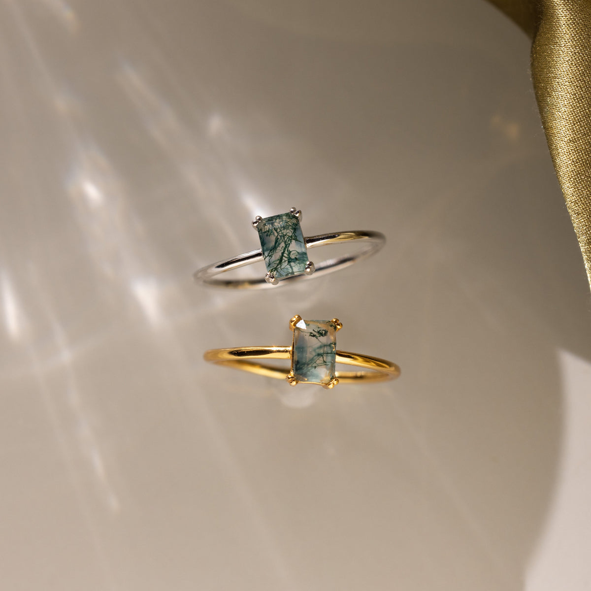 Agate emerald-cut ring