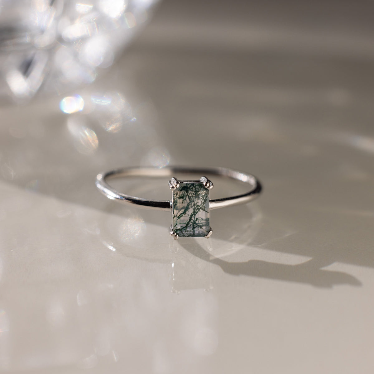 Agate emerald-cut ring