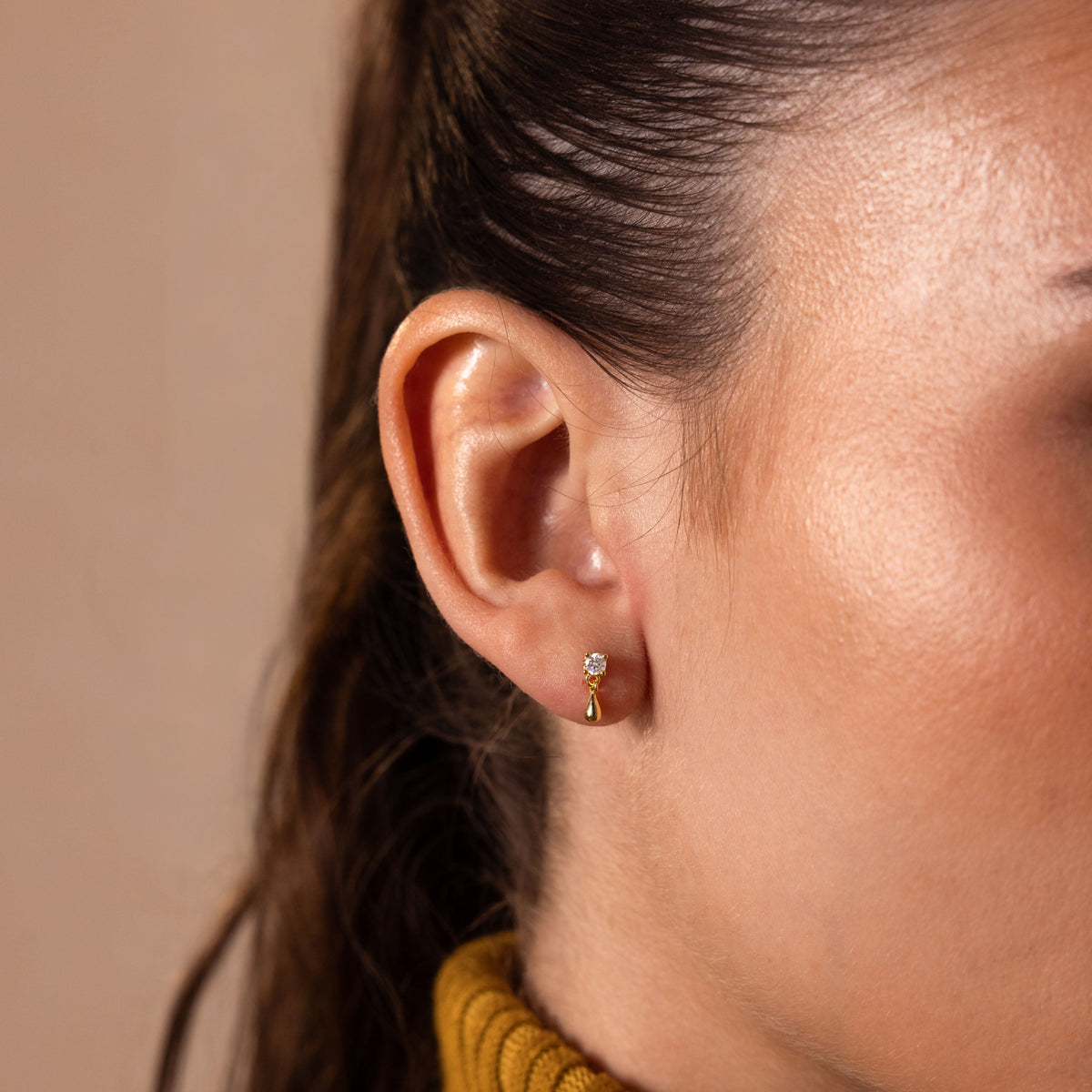 Diamond droplet studs