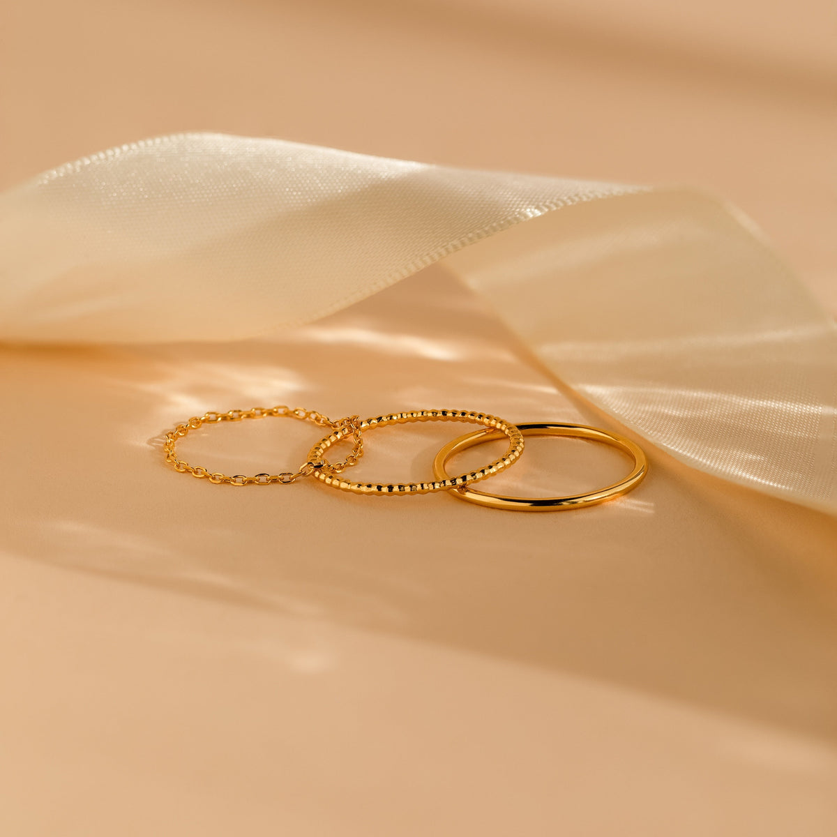 Textured stacking ring set