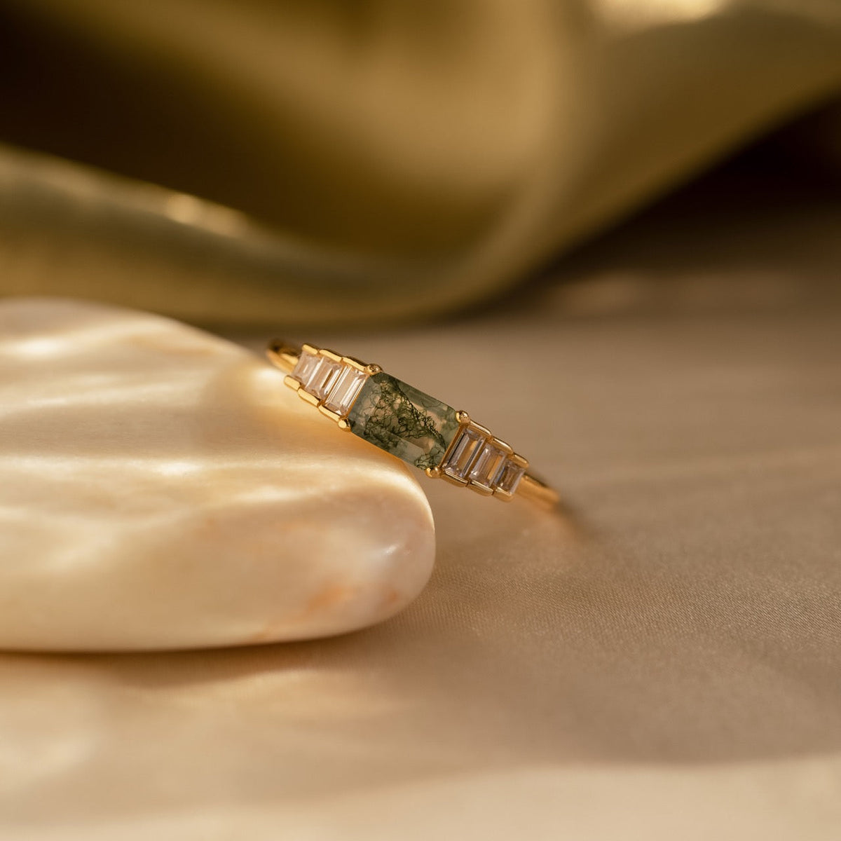 Agate statement ring