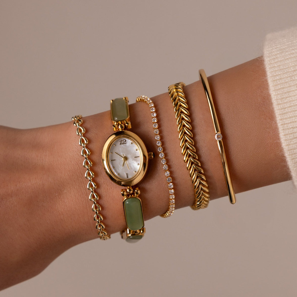 Classic diamond tennis bracelet