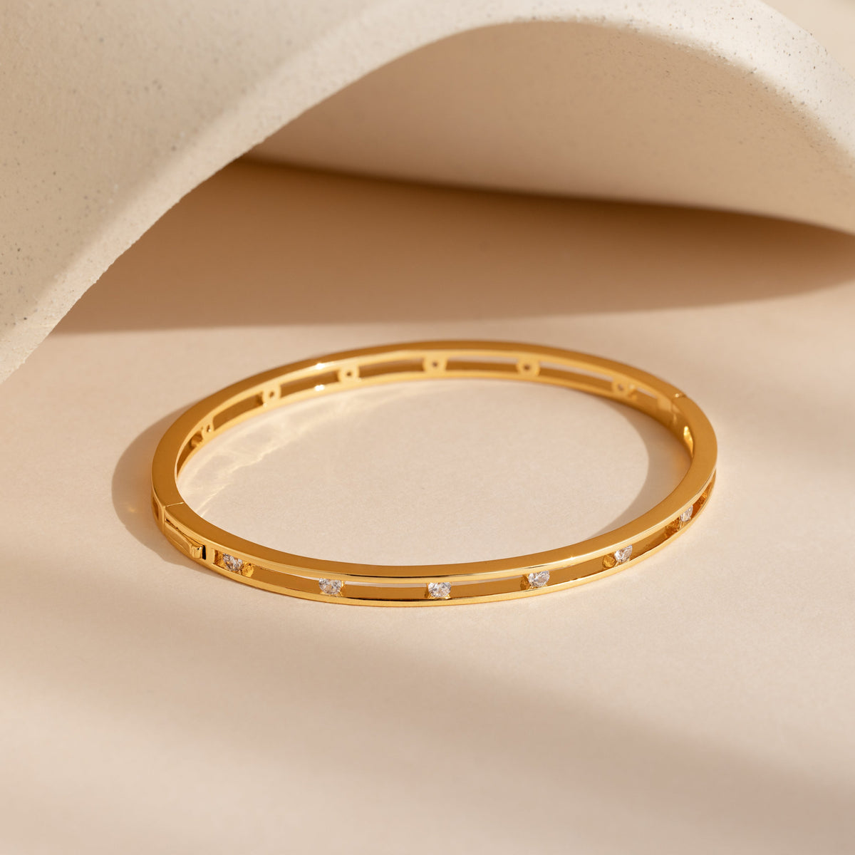 Lace Diamond Bangle