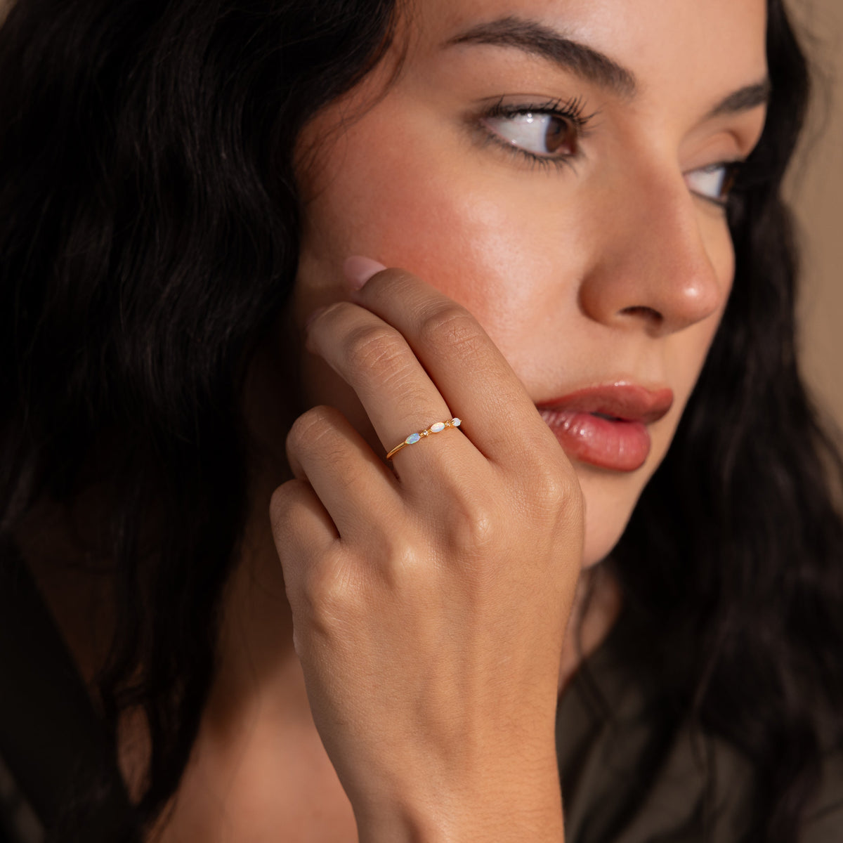Alessia trio opal ring