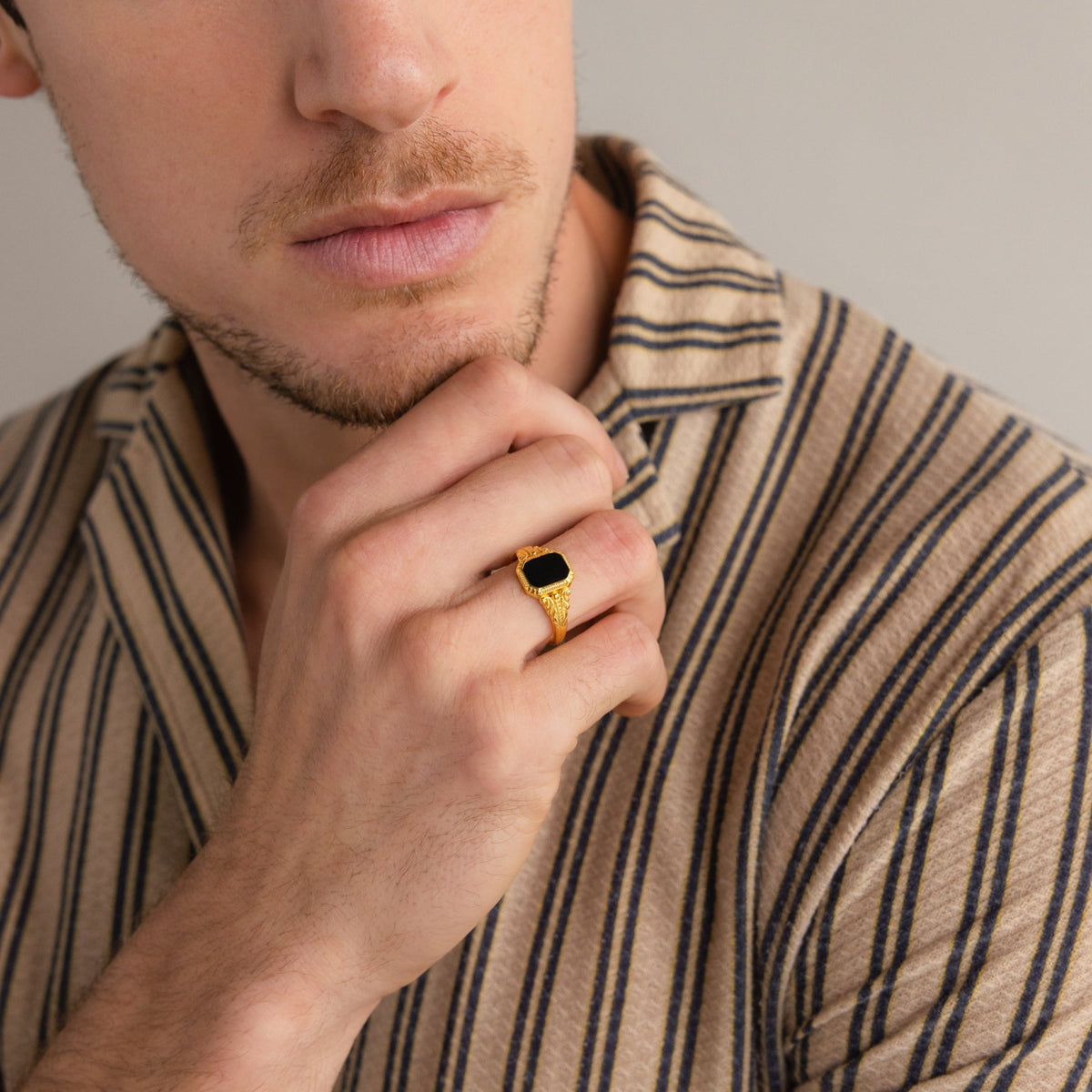 Vintage black signet ring