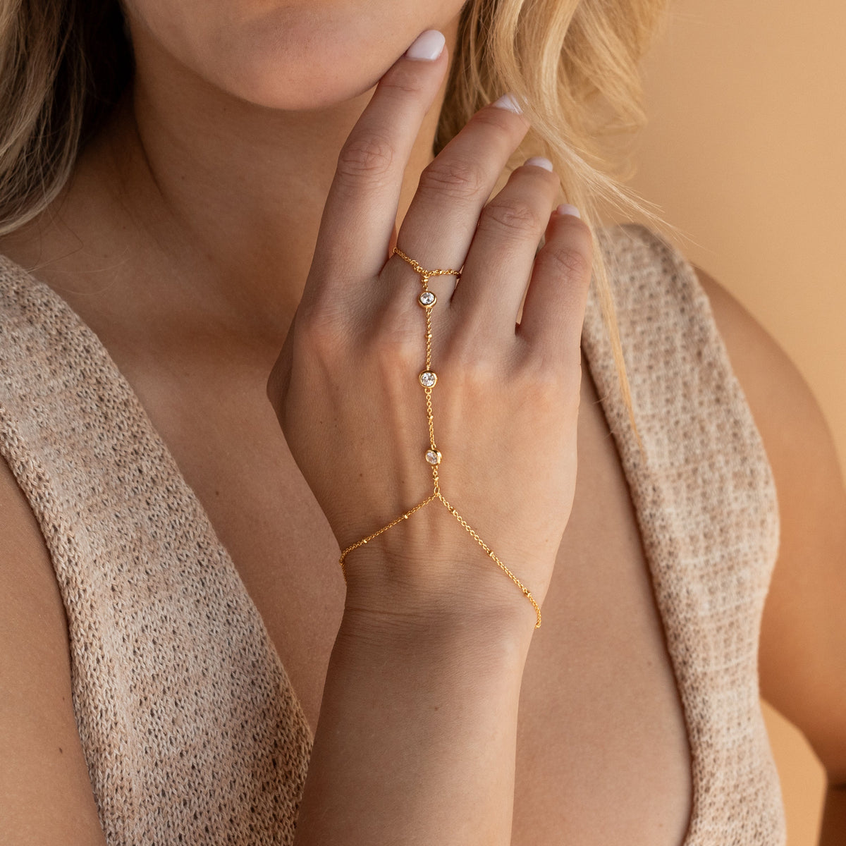 Diamond bezel hand chain