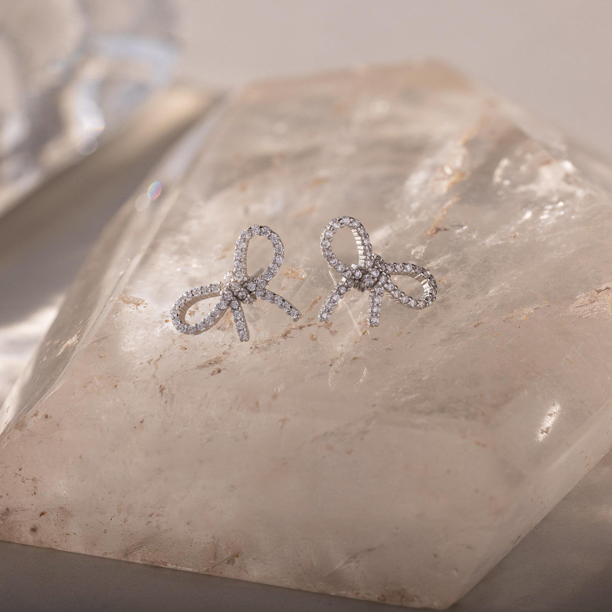 Pave bow studs 4