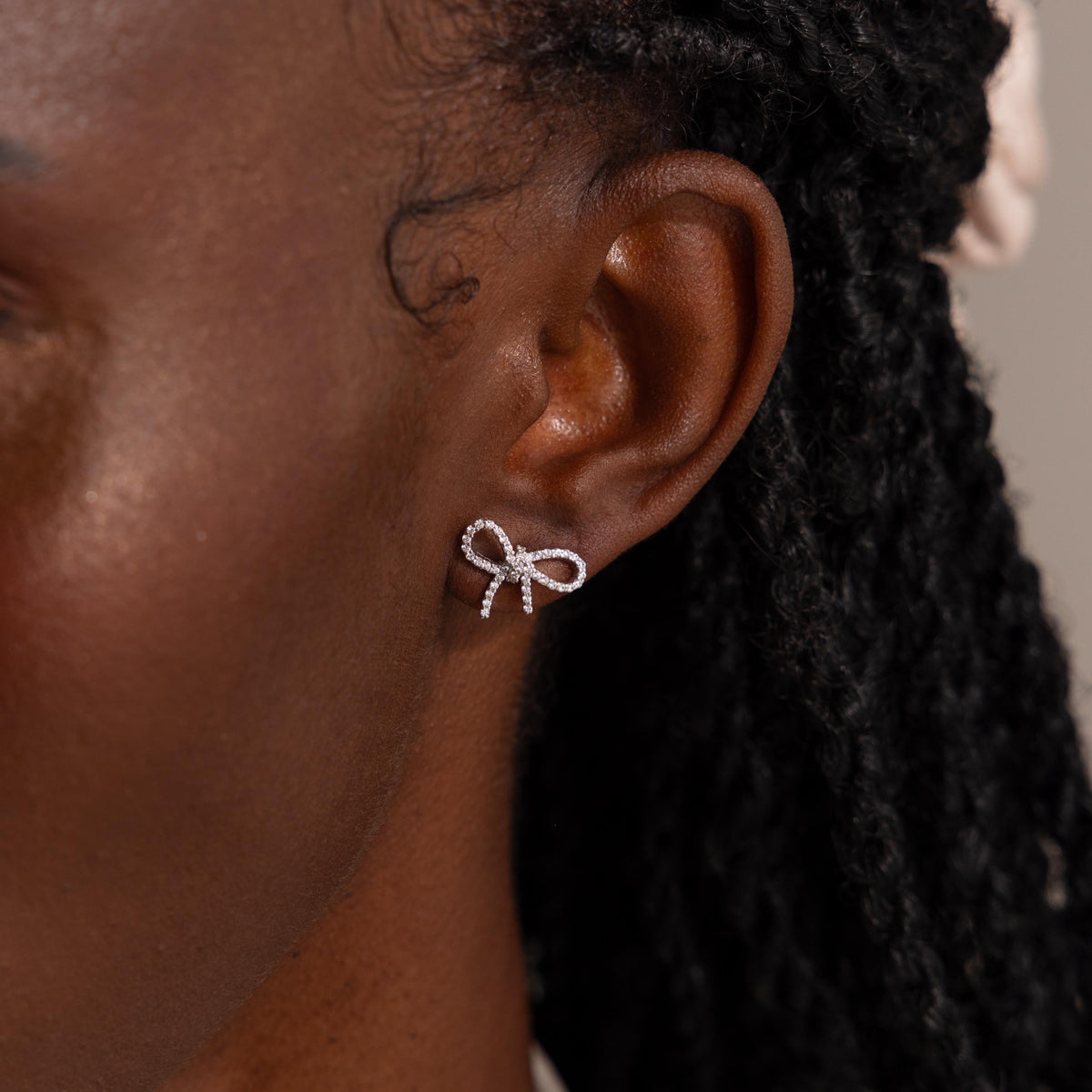 Pave bow studs 5