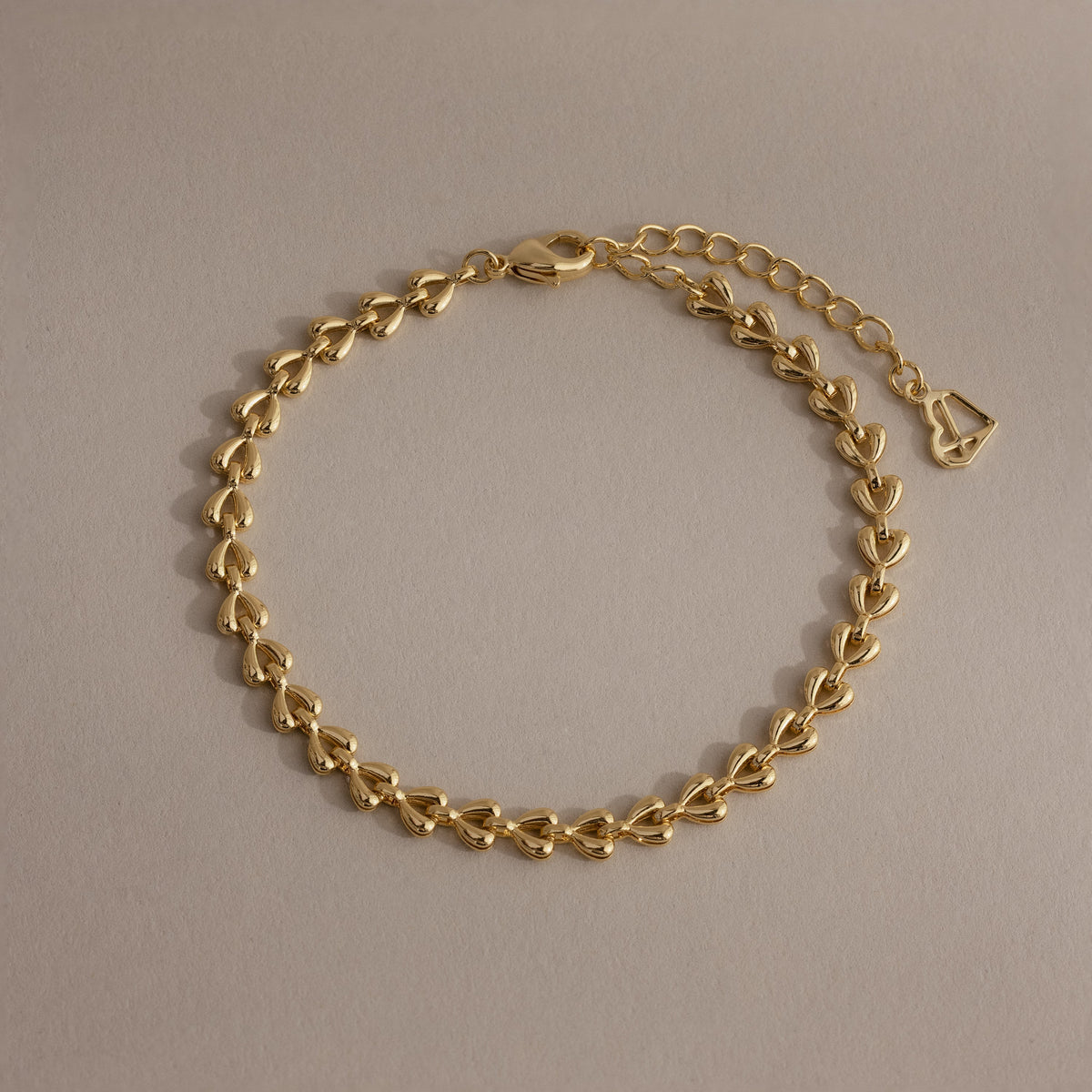 Tiny link heart bracelet