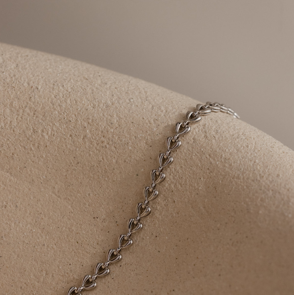 Tiny link heart bracelet