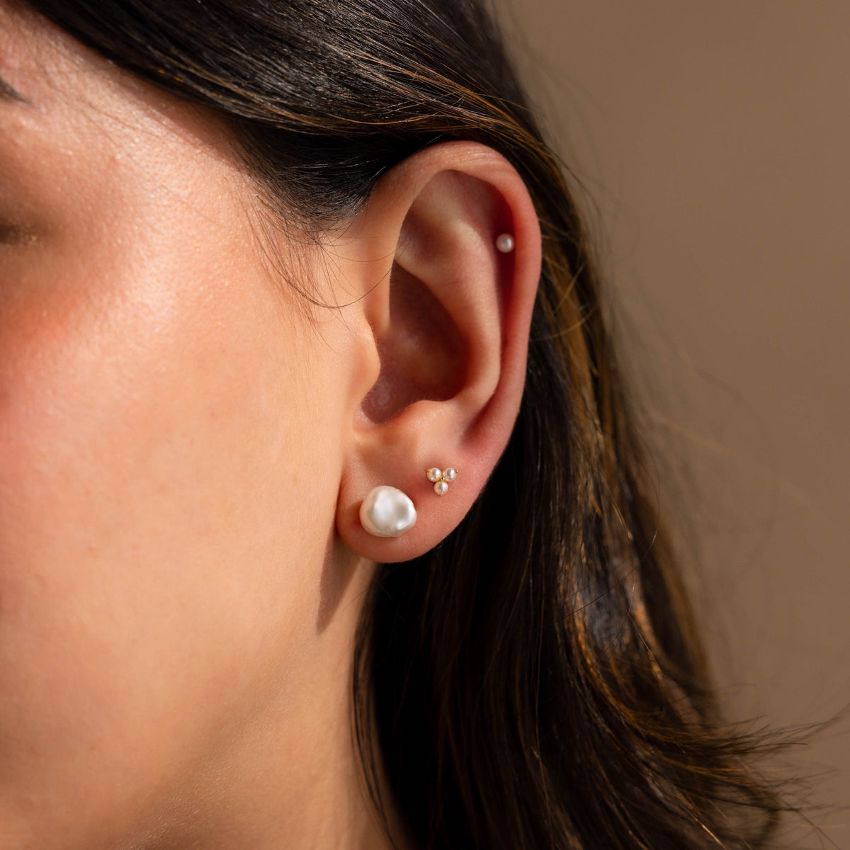 Freshwater pearl studs