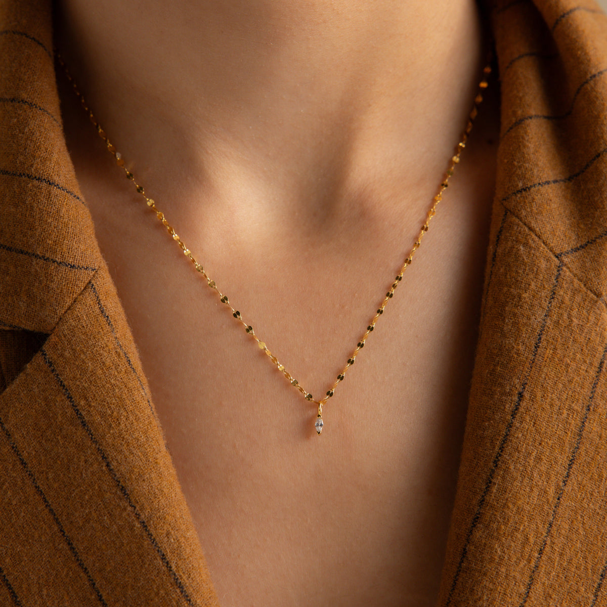 Dainty marquise pendant necklace