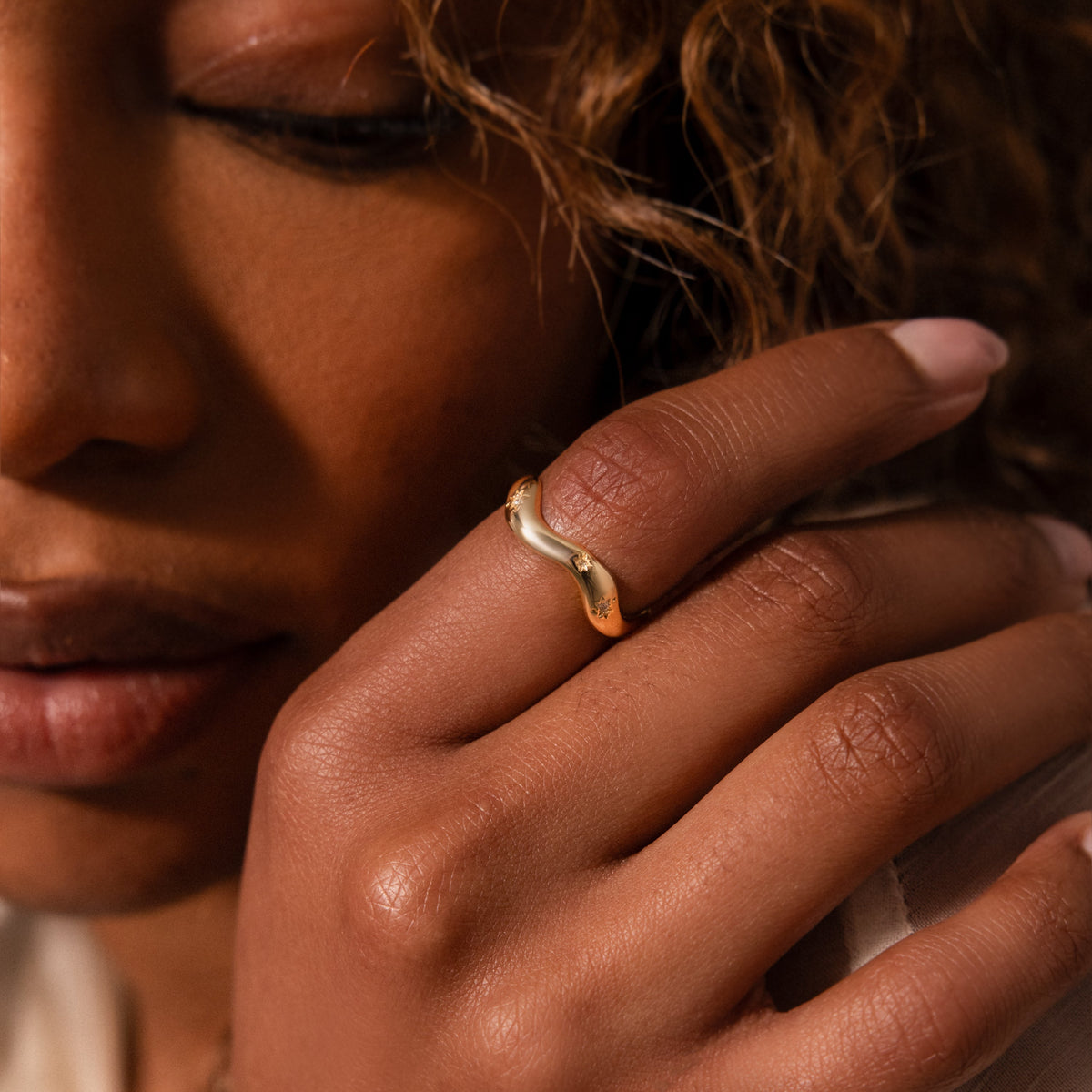 Wavy diamond celestial ring
