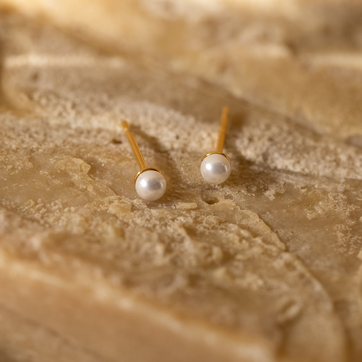Dainty pearl studs 1