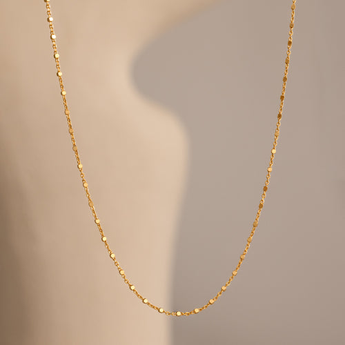 Dot station necklace