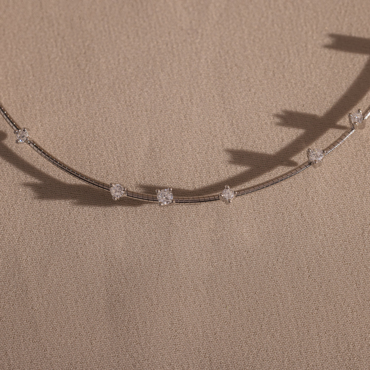 Sprinkle diamond necklace