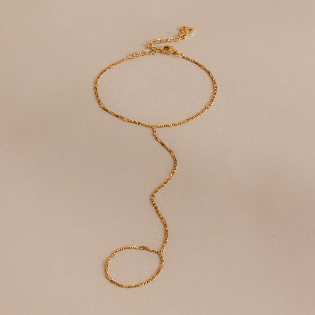 Star Curb Hand Chain Bracelet