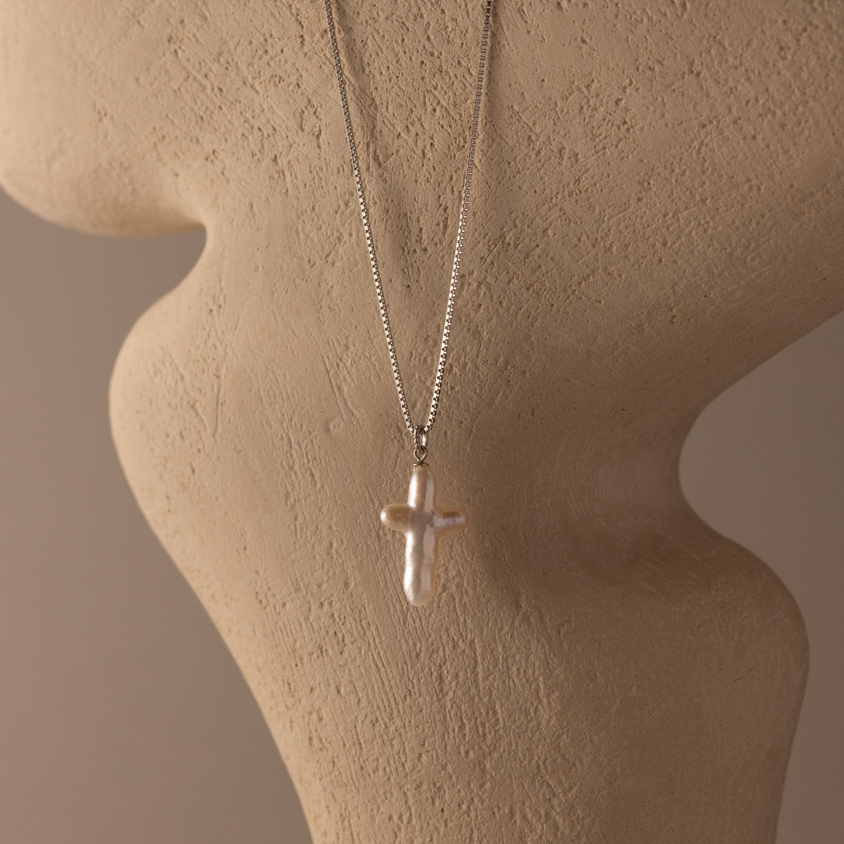 Baroque pearl cross necklace