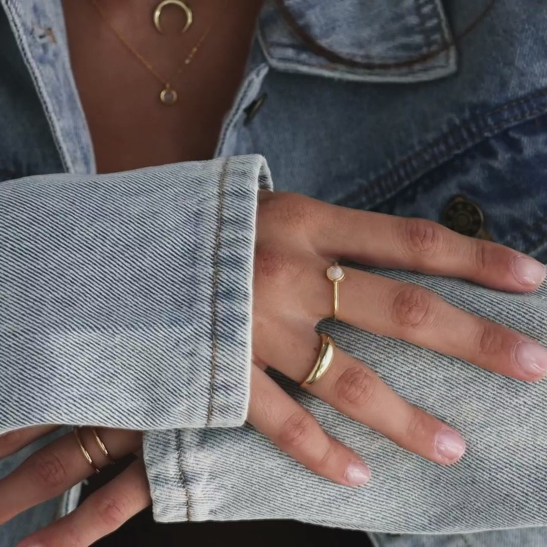 Dainty round moonstone ring