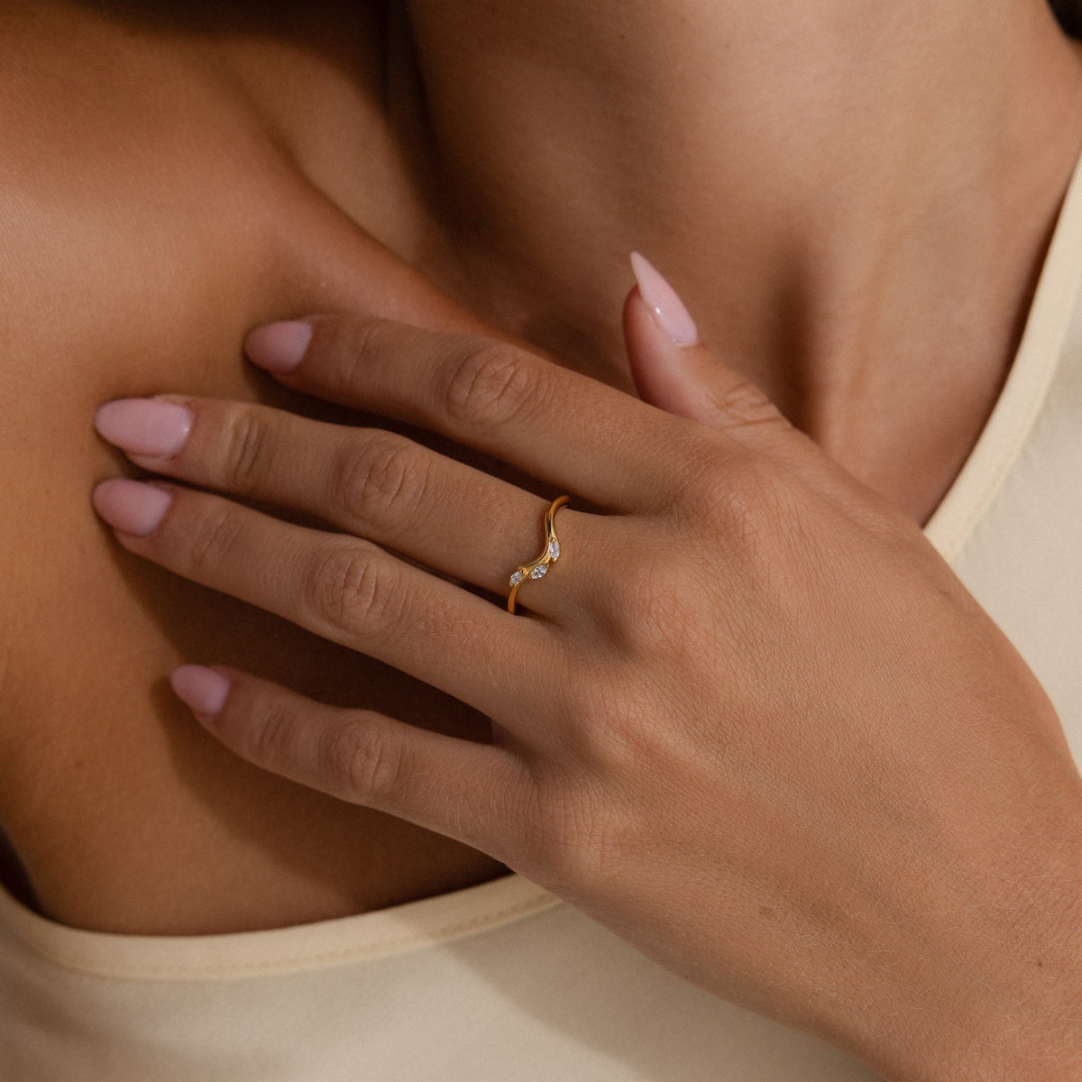 Marquise diamond curve ring