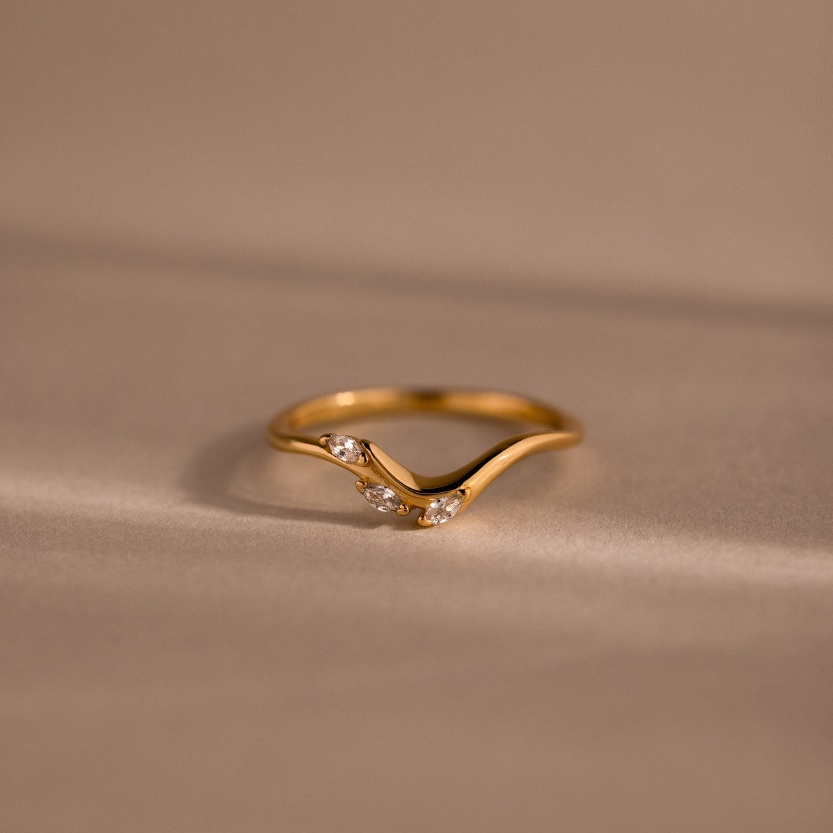 Marquise diamond curve ring