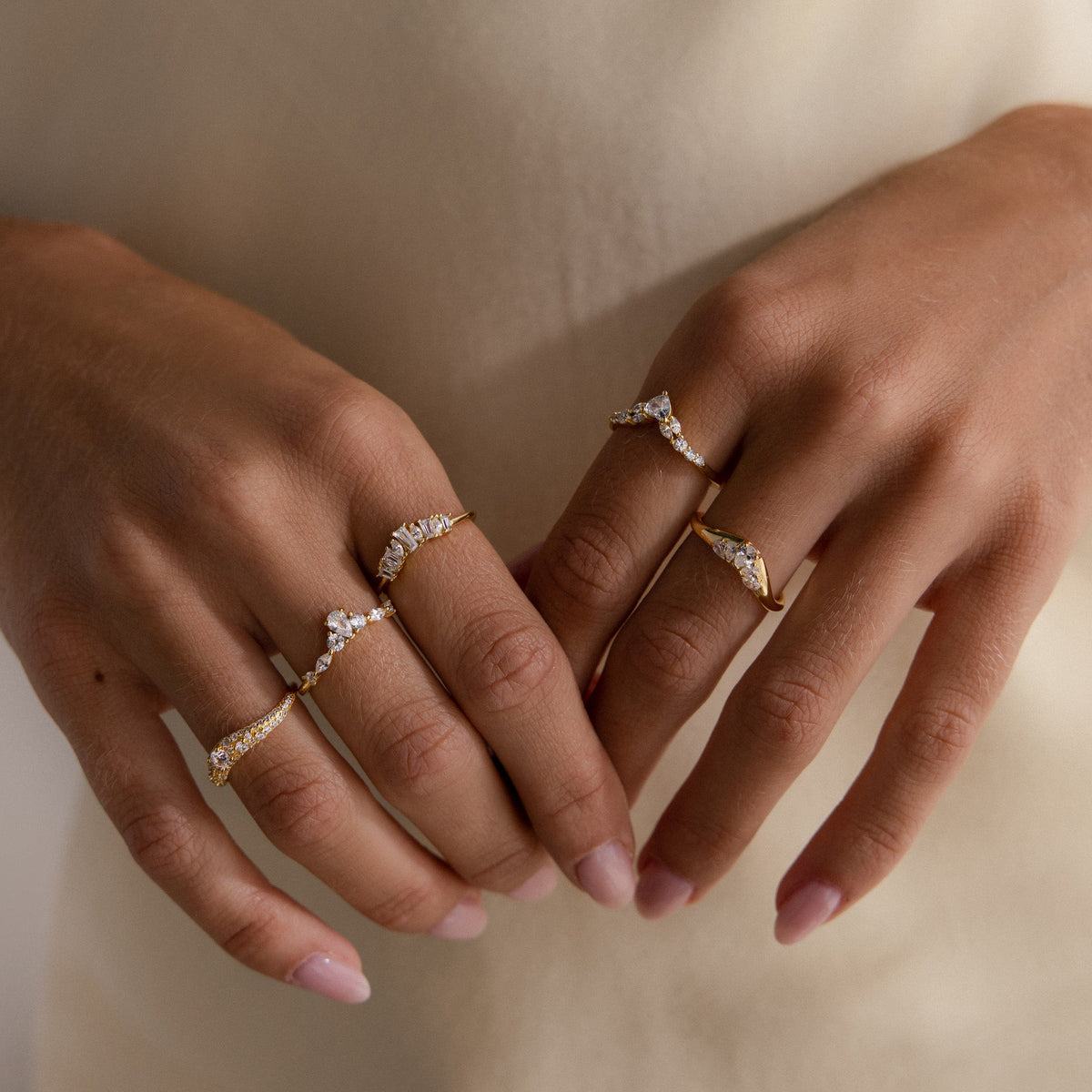 Pave diamond curve ring