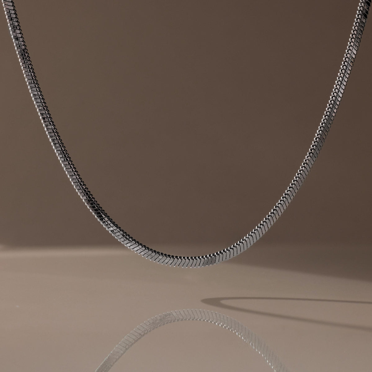 Bold snake chain necklace