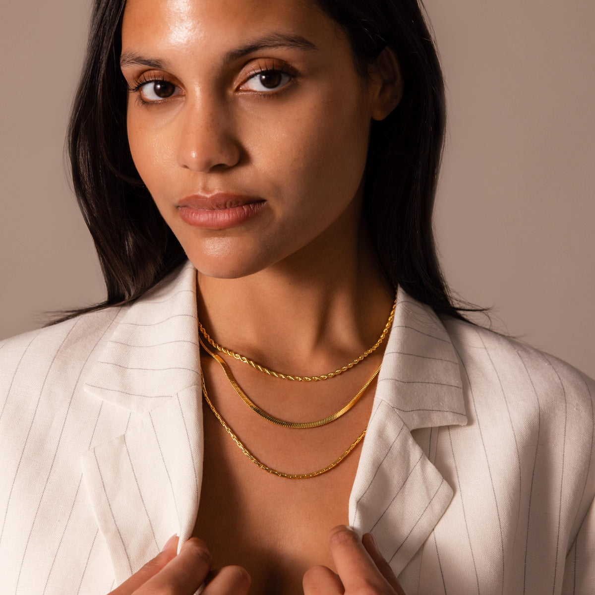 Bold snake chain necklace