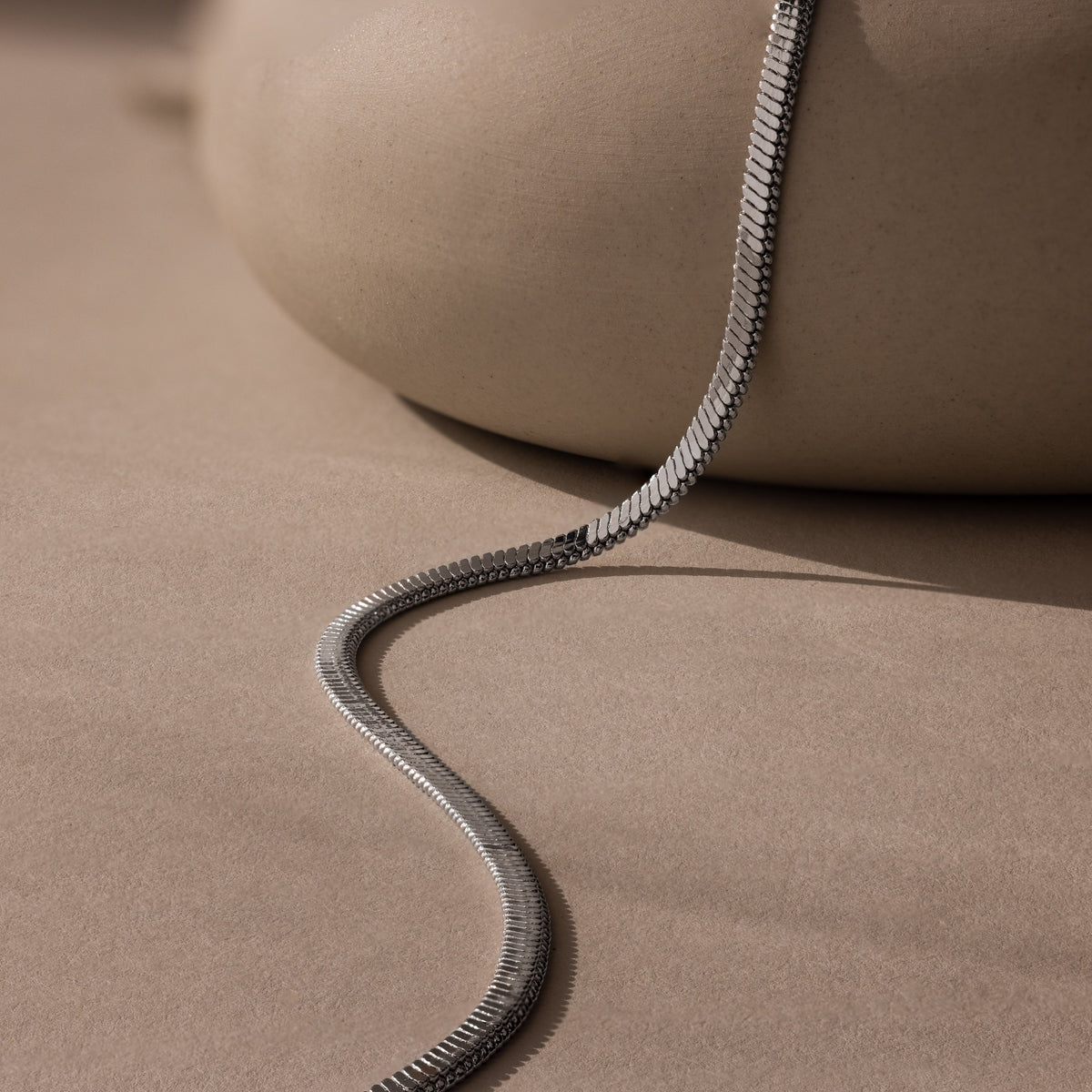 Bold snake chain necklace