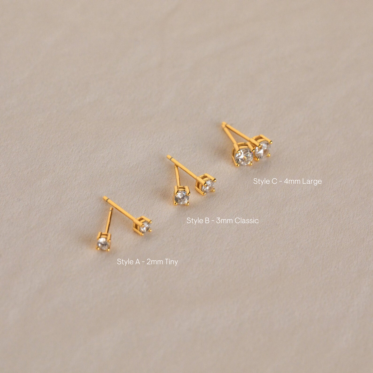 Booker diamond studs set