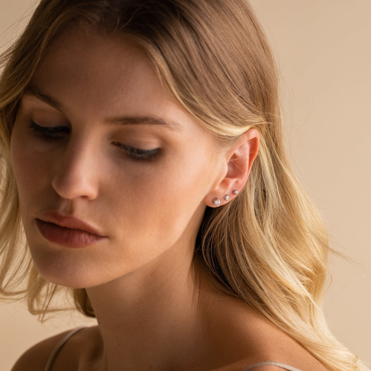 Booker diamond studs set