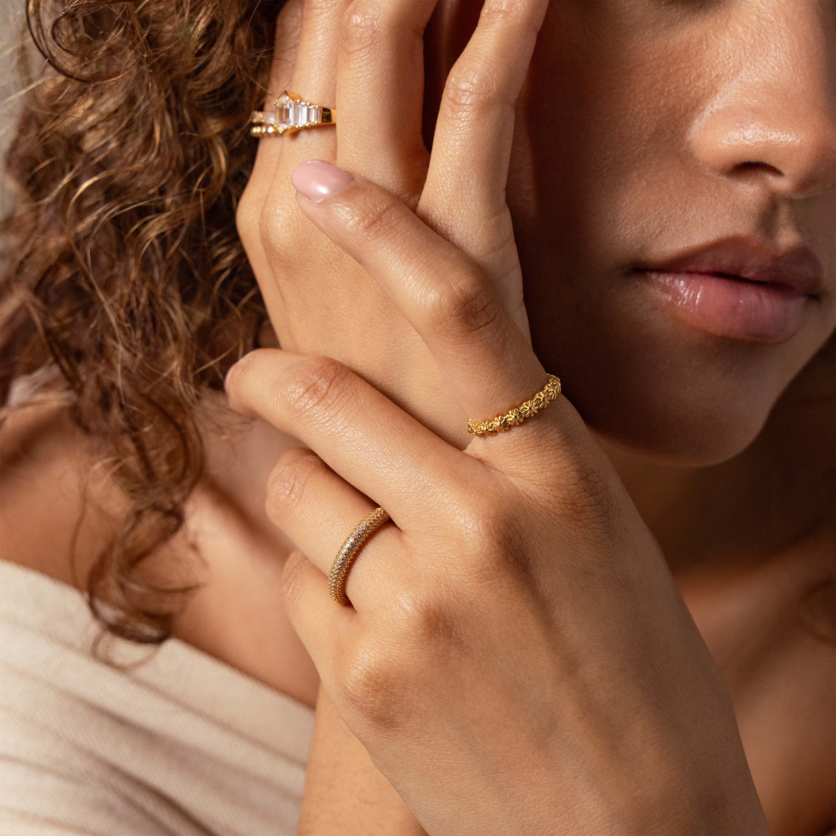 Daisy eternity ring