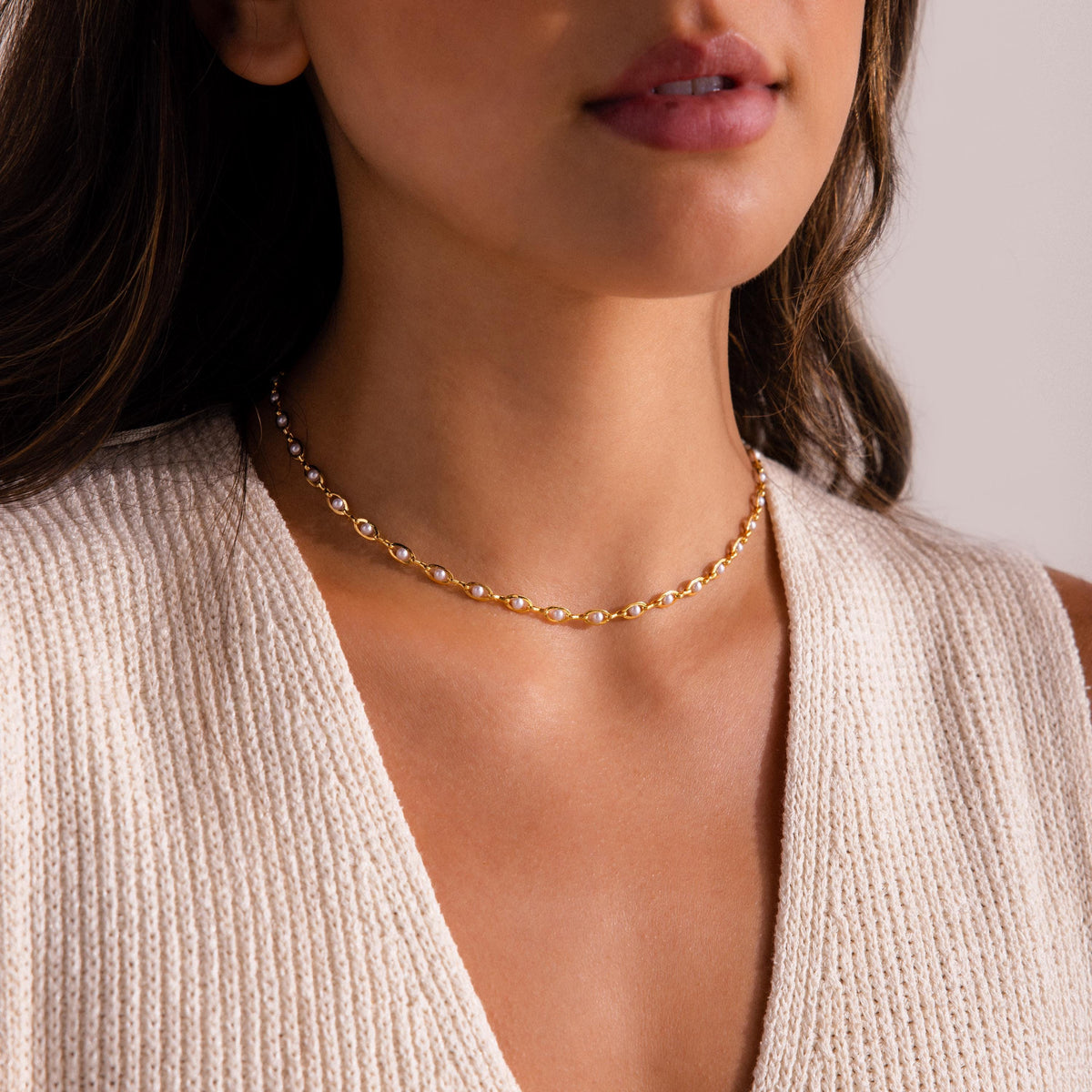 Eternity pearl choker necklace