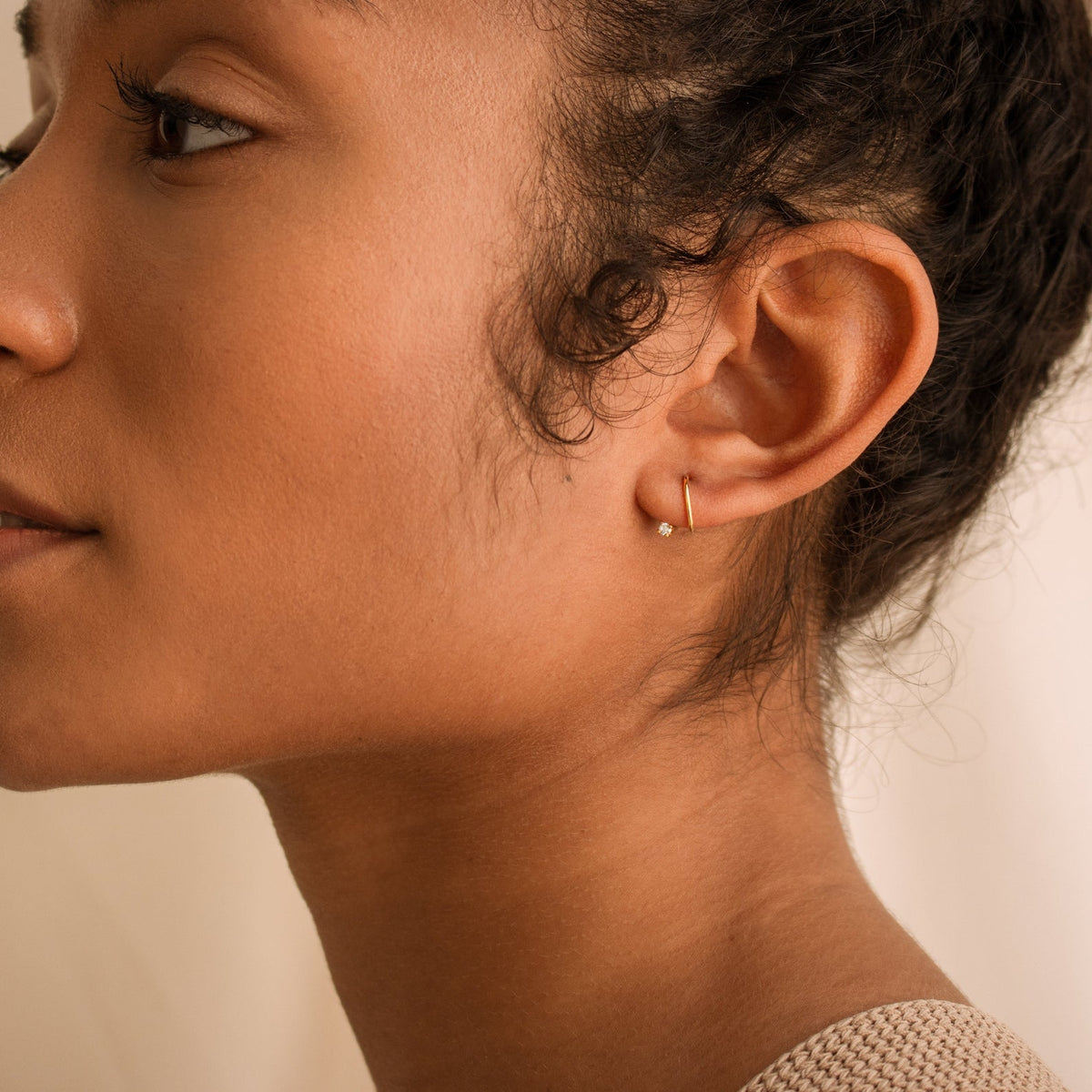 Jady wire diamond hoops