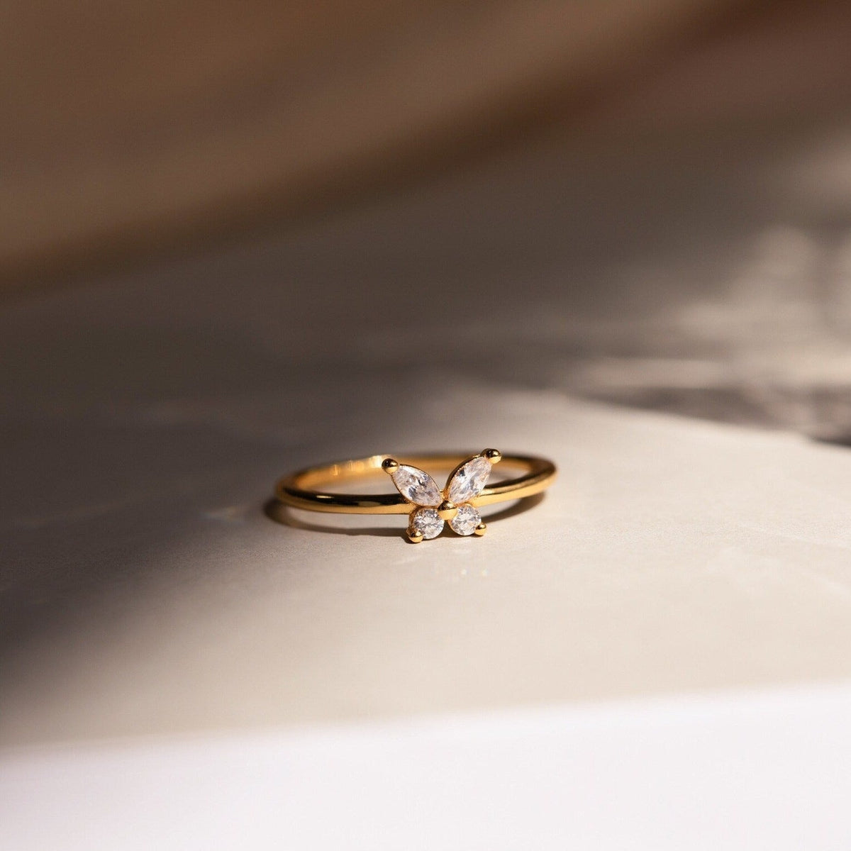 Mariposa diamond ring