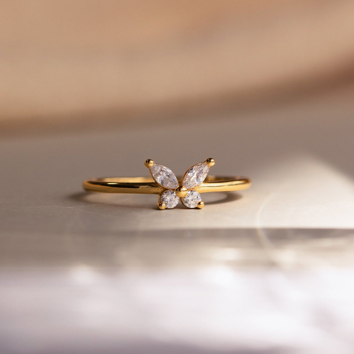 Mariposa diamond ring