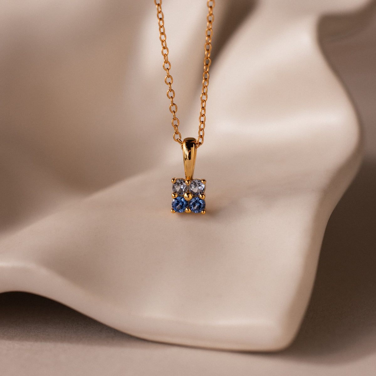 Ombre birthstone flower necklace