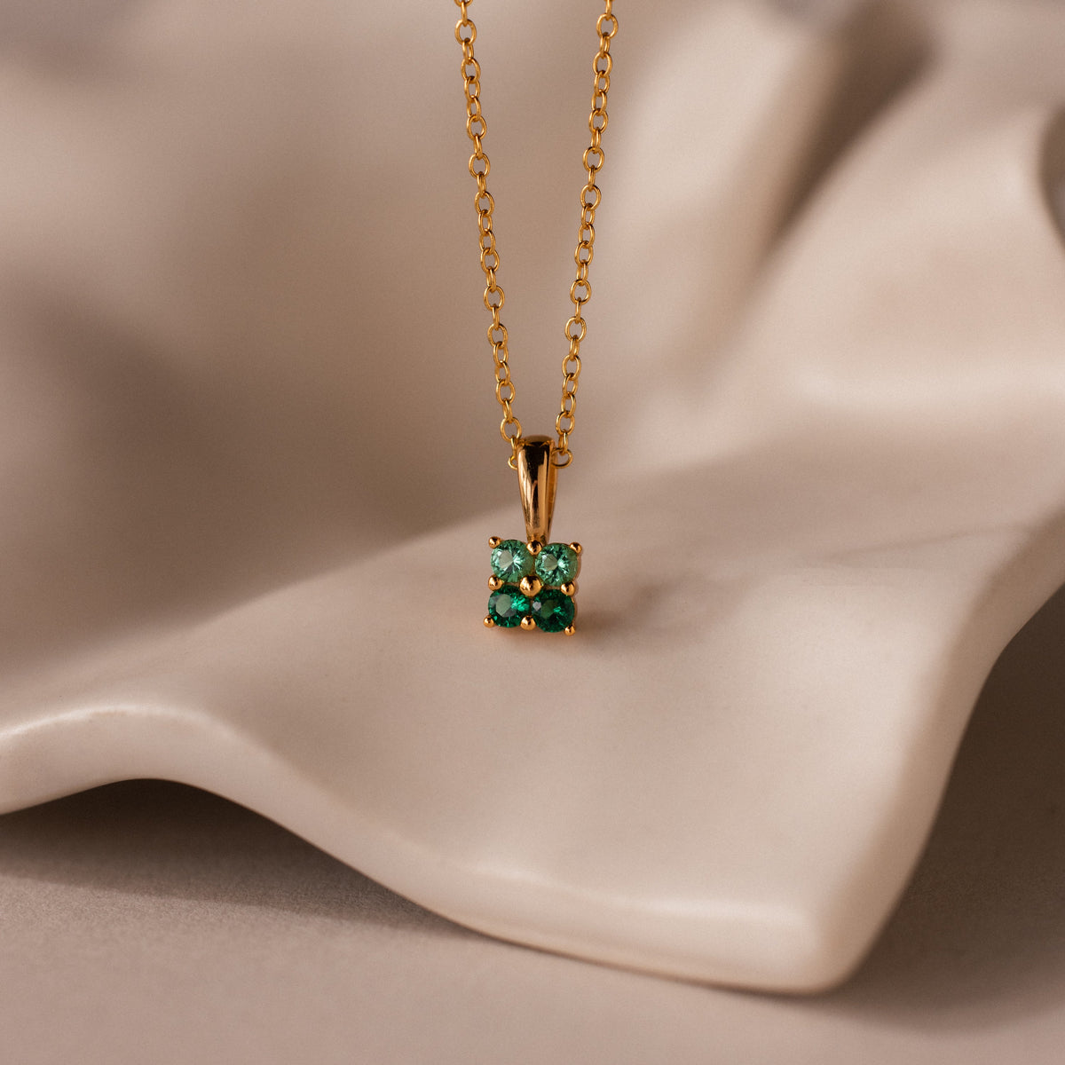 Ombre birthstone flower necklace