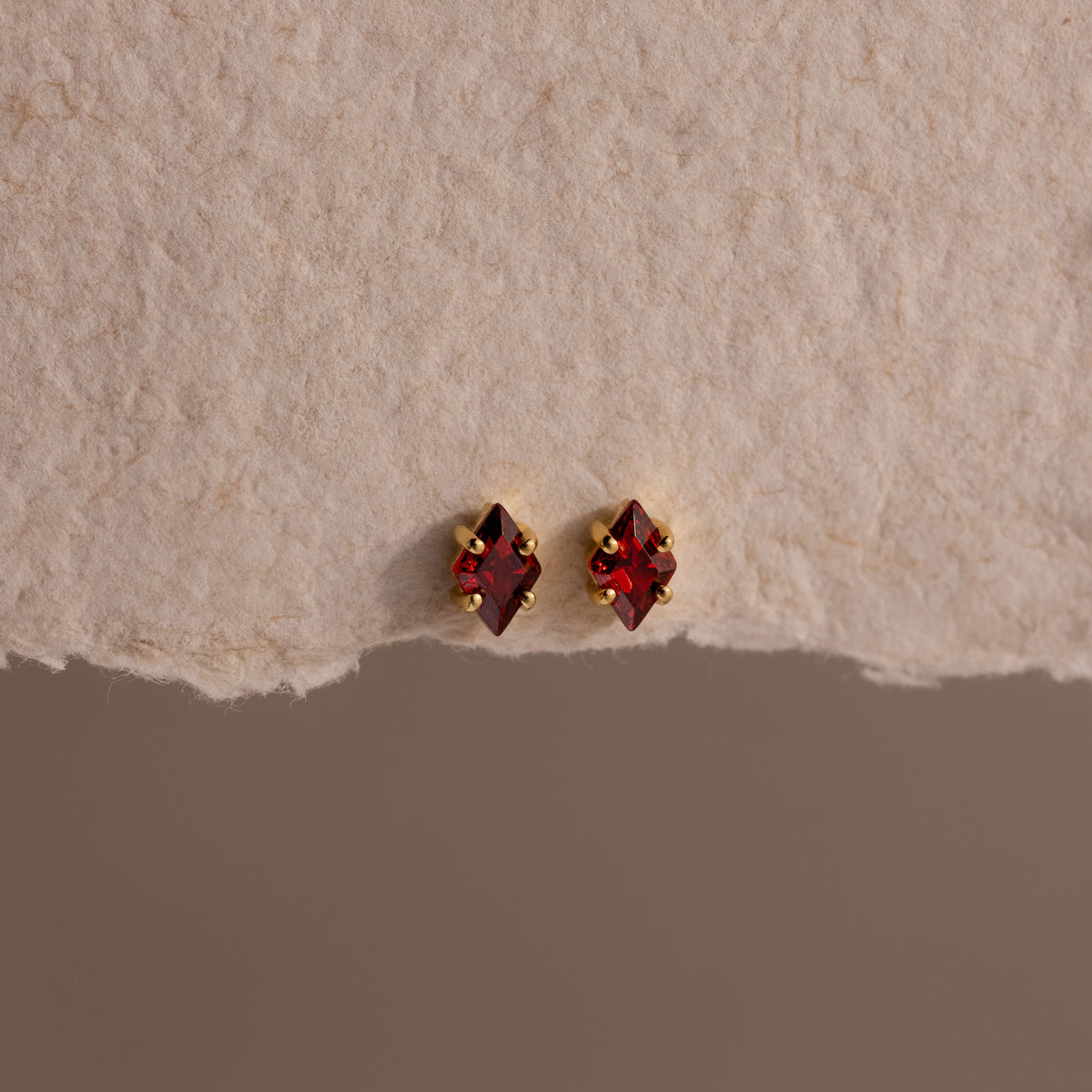 Rhombus birthstone flat back studs