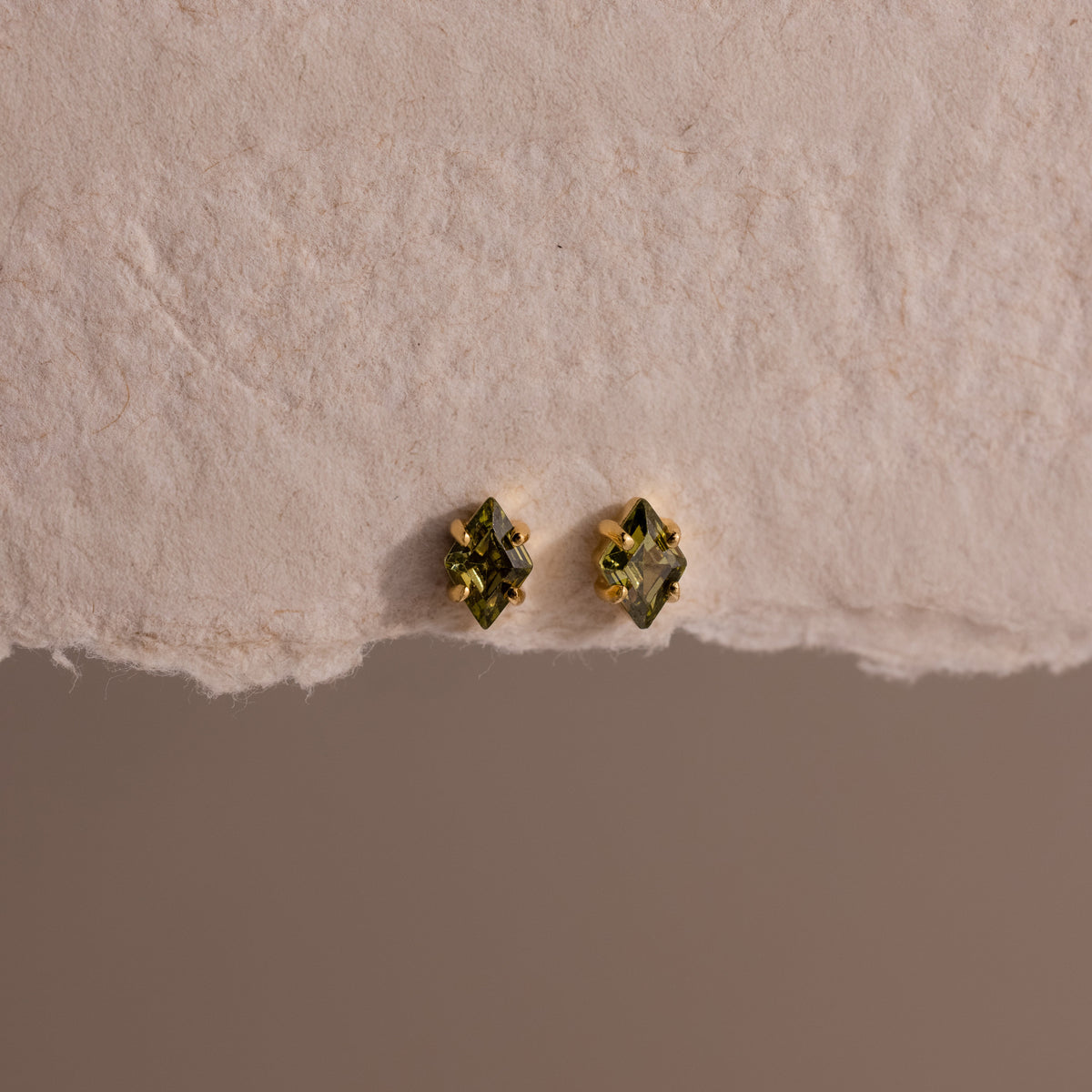 Rhombus birthstone flat back studs
