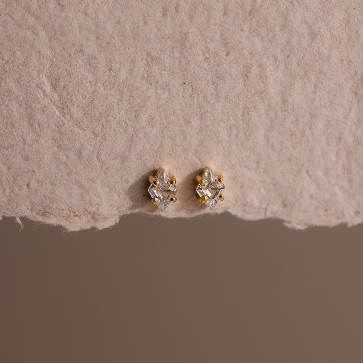 Rhombus birthstone flat back studs