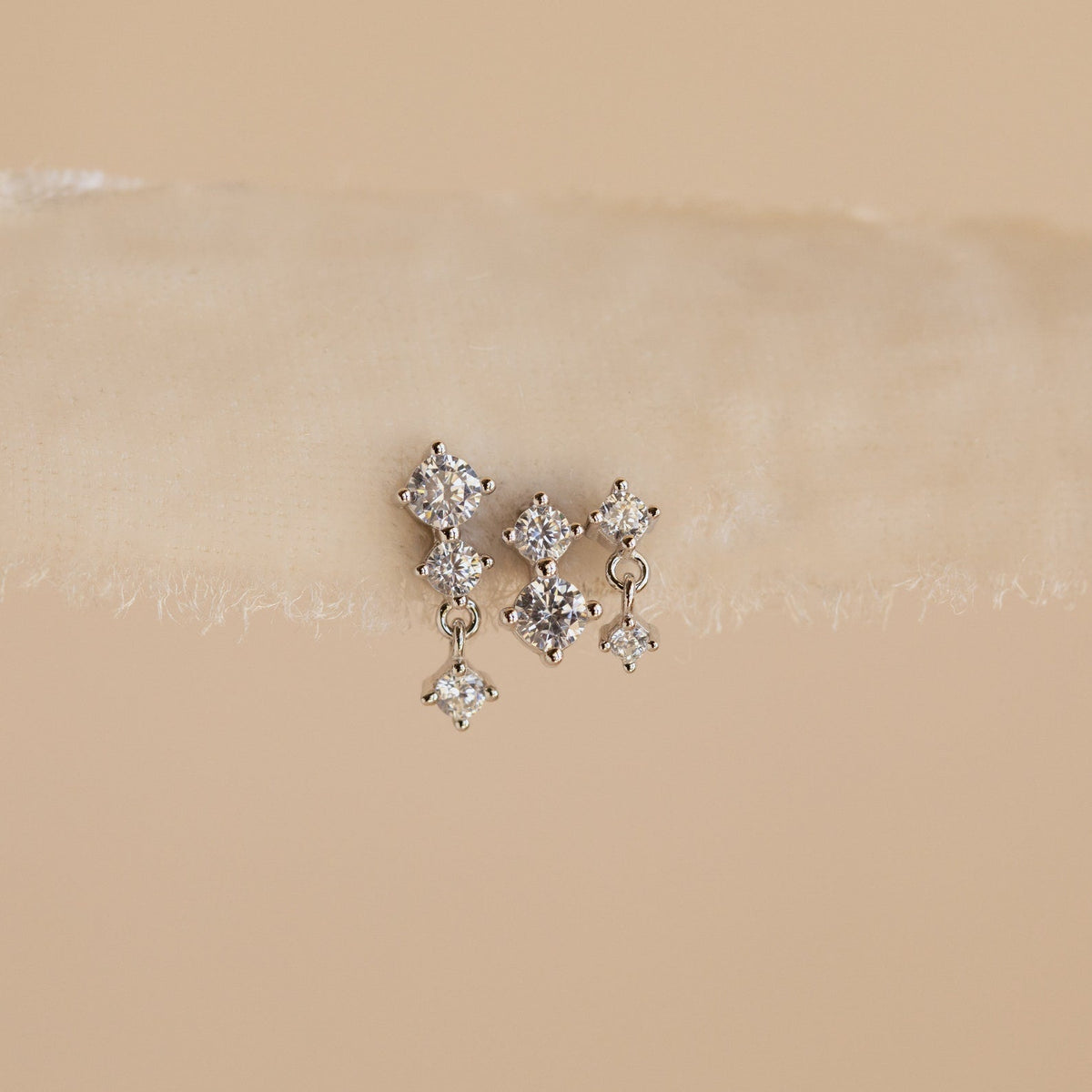Triple diamond studs set