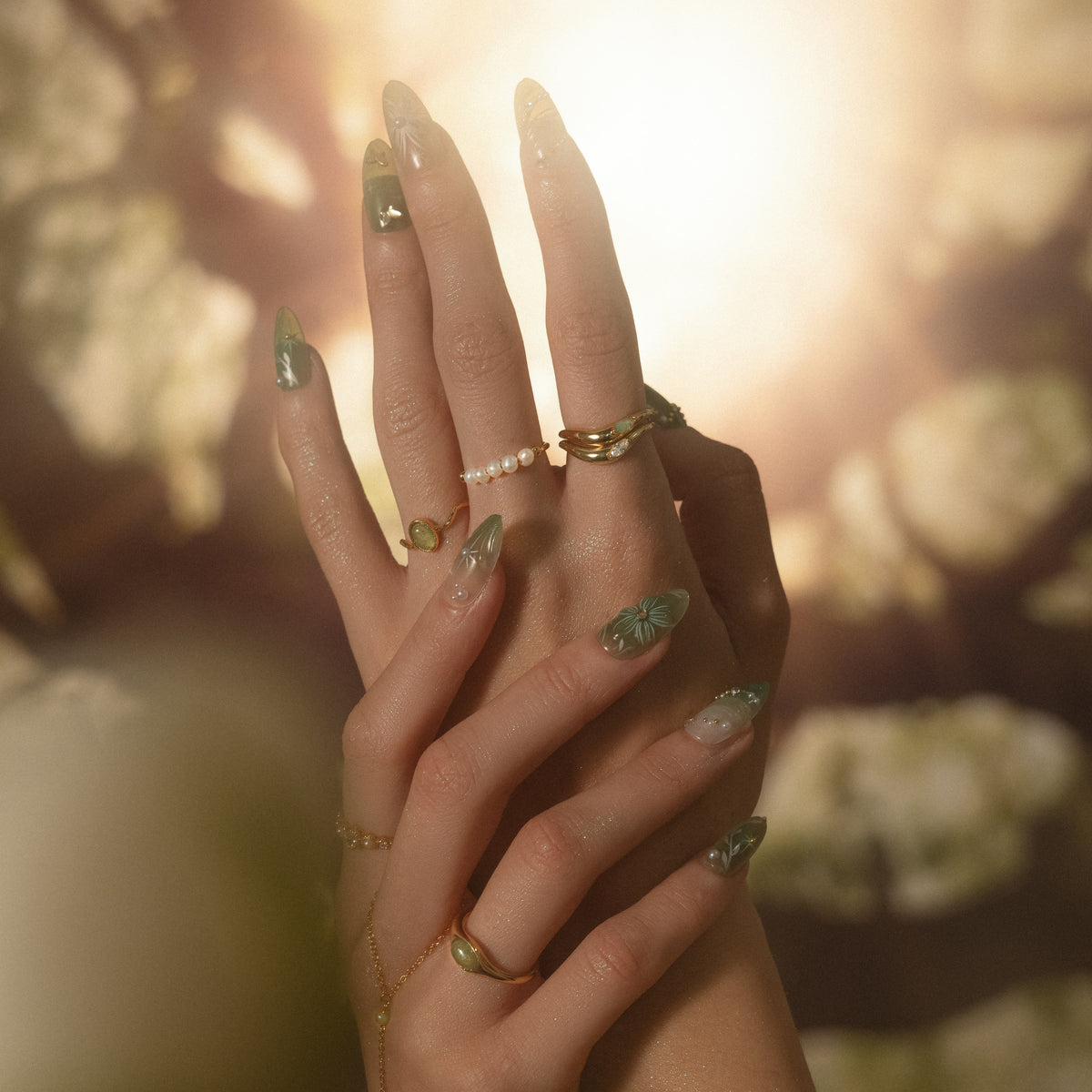 Zen gemstone curve ring