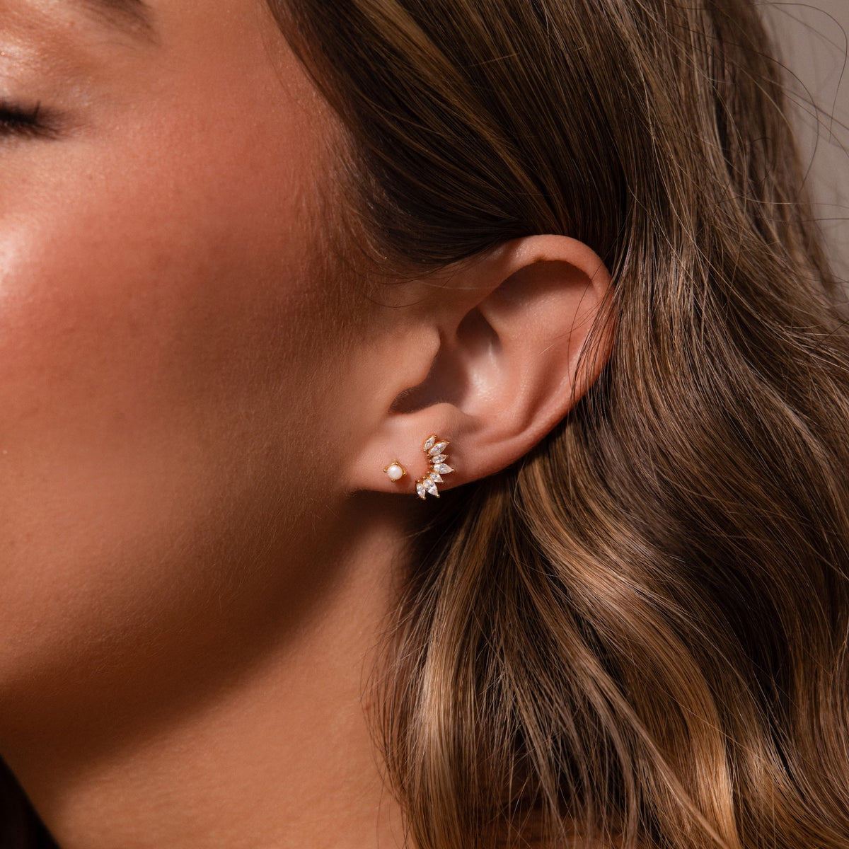 Baby Venus flat back studs