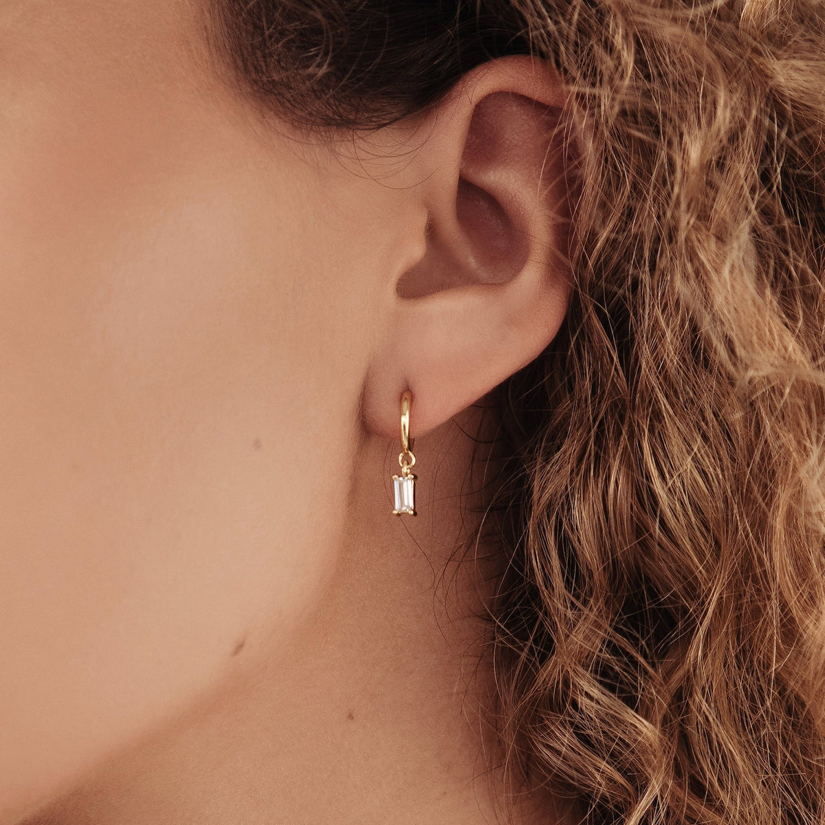 Lys baguette hoops