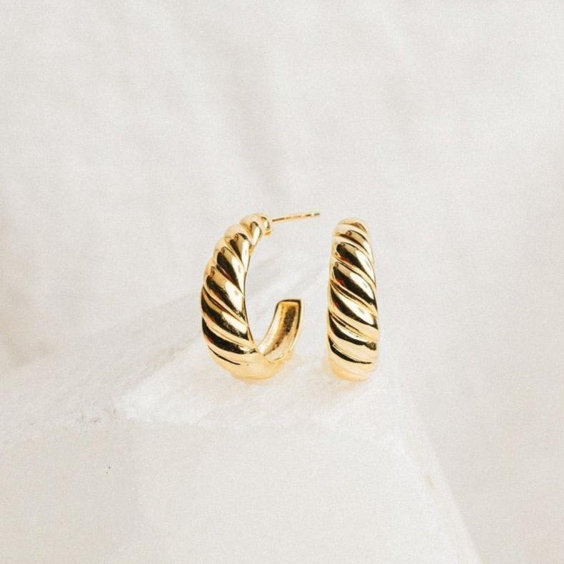 Croissant hoops