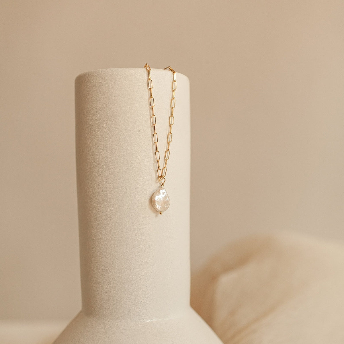 Baroque pearl necklace